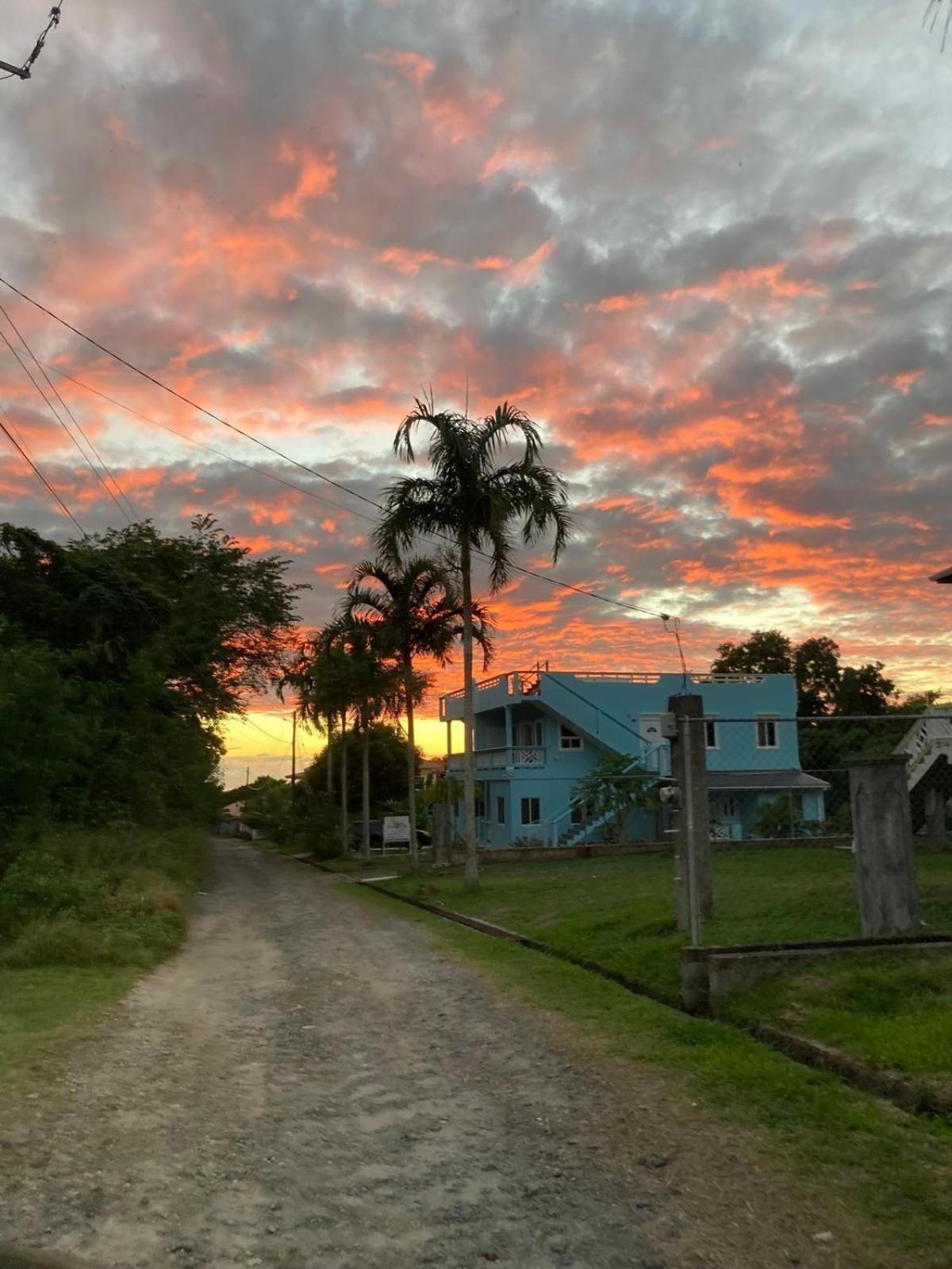 Tranquility Suites- Feels Like Home Choiseul Екстер'єр фото
